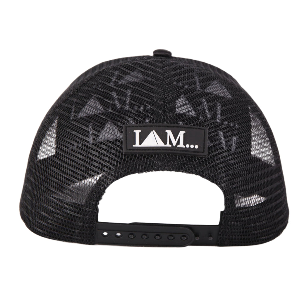 'TRUCKER HAT' -  BLACK/WHITE